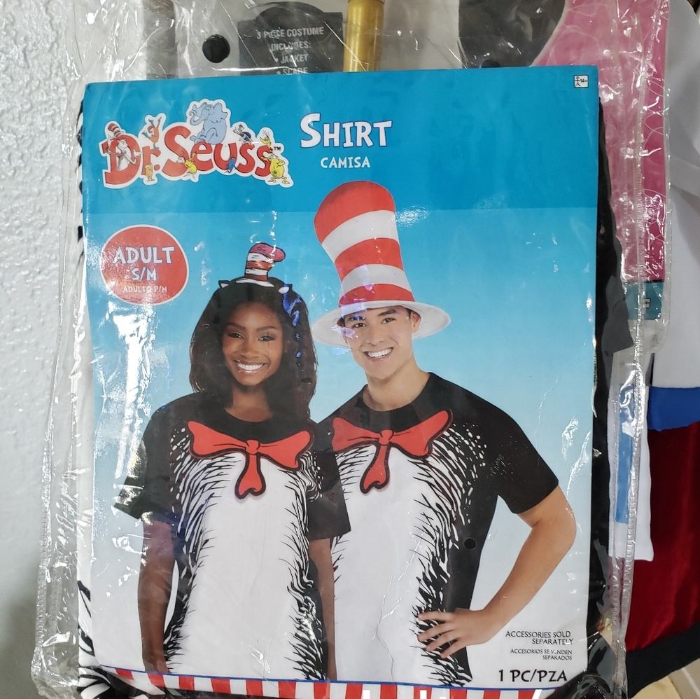 Dr Seuss costume Shirt size adult s/m Halloween 🎃